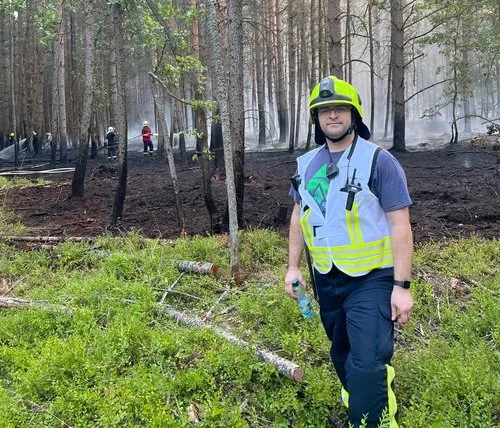 EIPOS Produktmanager Tom Hauptvogel bei der Feuerwehr