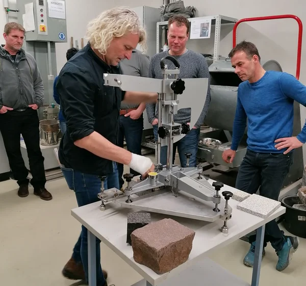 EIPOS Praxistag Pflasterbau